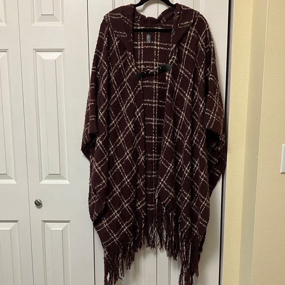 Lane Bryant Brown Plaid Cape - Picture 1 of 5